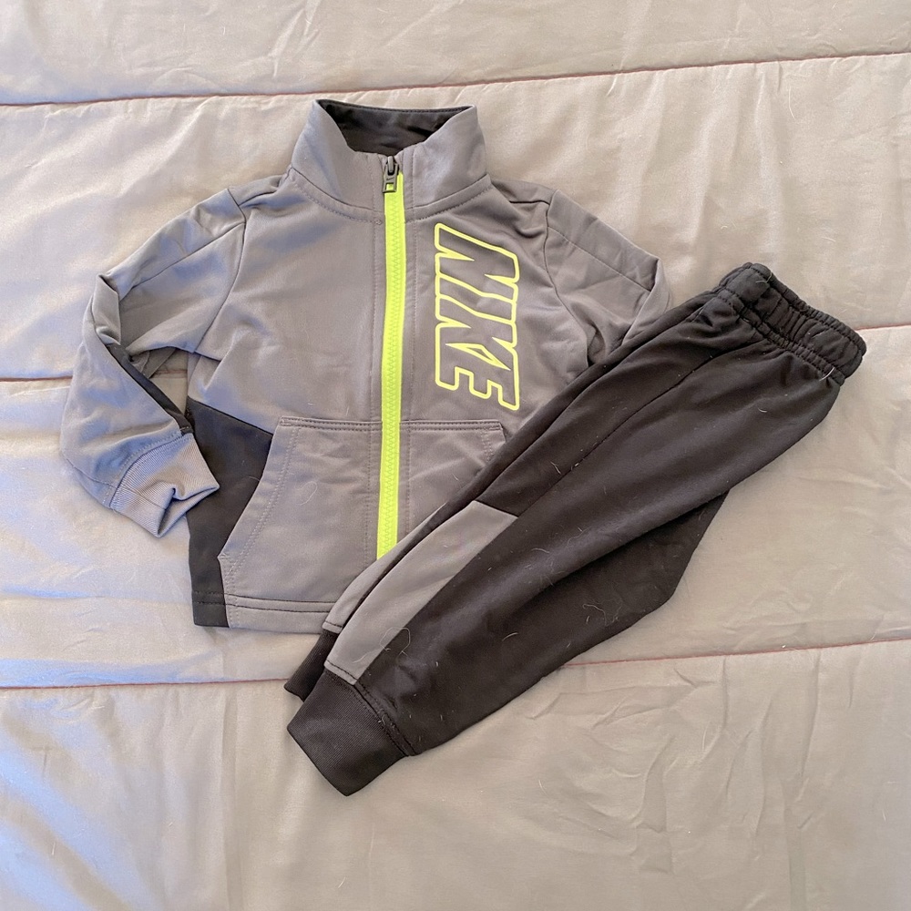 12 month Nike outfit